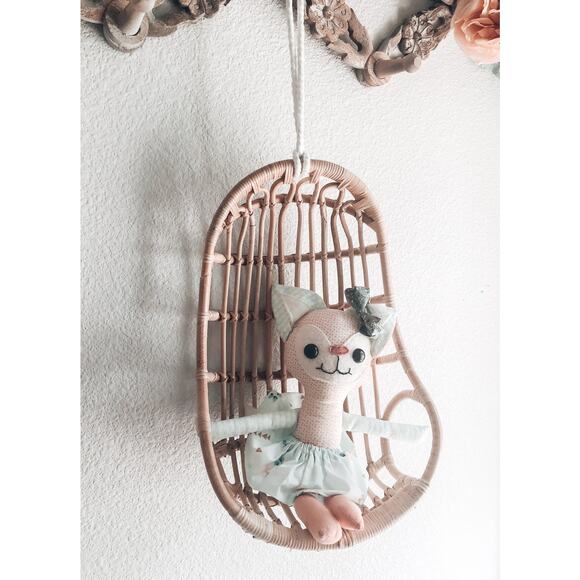 Heirloom Fiona Fox Handmade Sweetie Doll - Picture 4 of 5